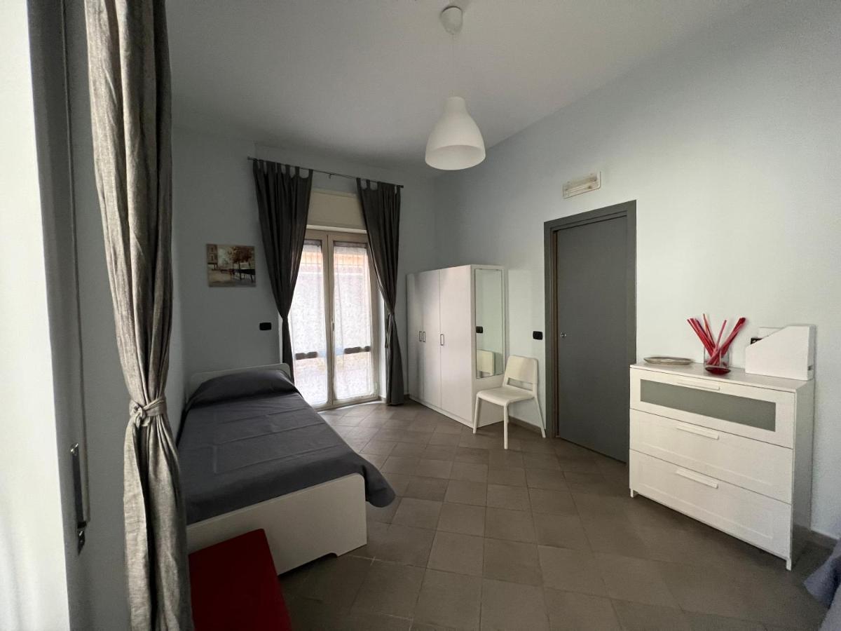 Centrocentro Casa Vacanze Авелино Екстериор снимка