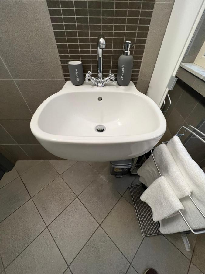 Centrocentro Casa Vacanze Авелино Екстериор снимка