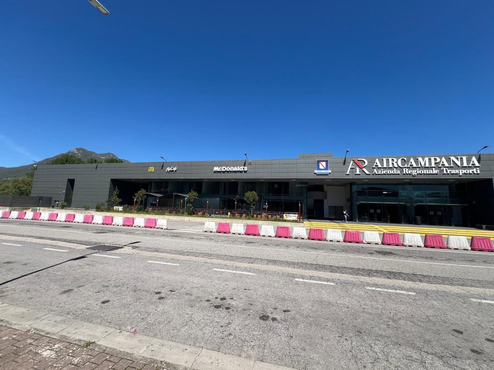 Centrocentro Casa Vacanze Авелино Екстериор снимка